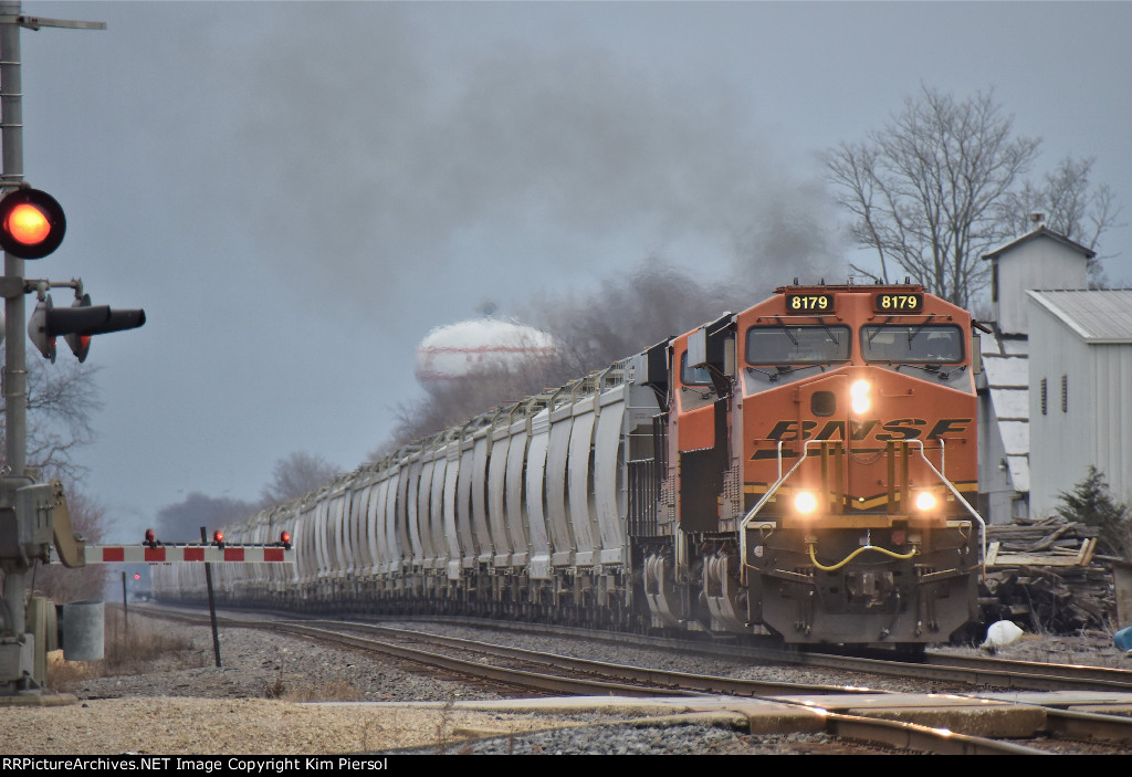 BNSF 8179